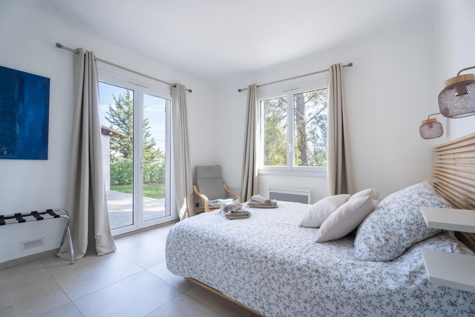 La Bastide Blanche Magnifique Villa 5 Etoiles 5 Chambres Et Piscine Privee Sur 6500 M Var Lorgues Ngoại thất bức ảnh