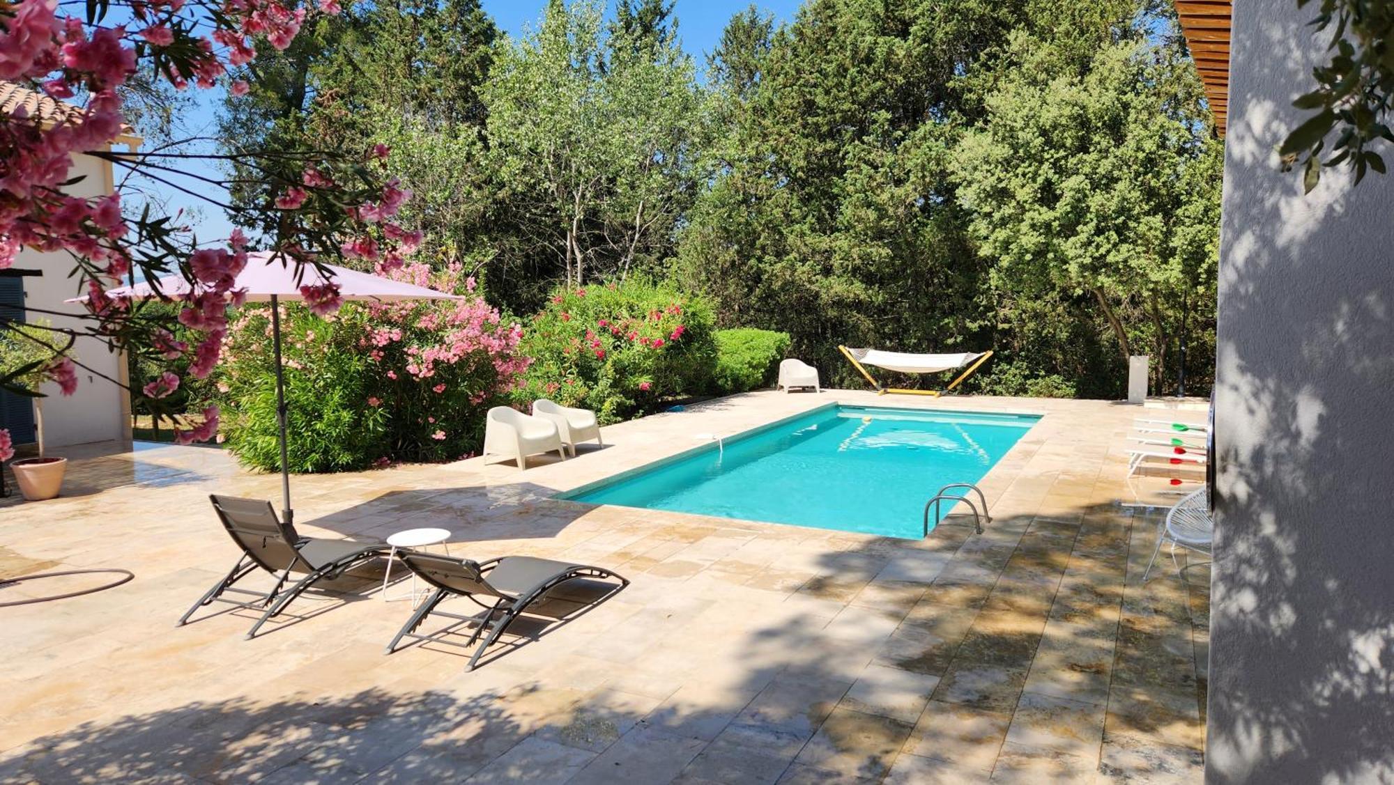 La Bastide Blanche Magnifique Villa 5 Etoiles 5 Chambres Et Piscine Privee Sur 6500 M Var Lorgues Ngoại thất bức ảnh
